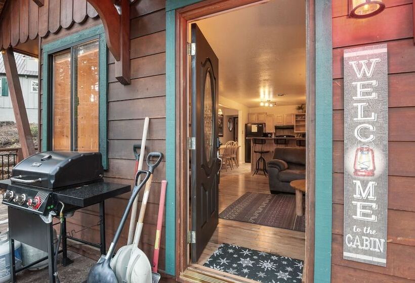 Tahoe Pines Cabin