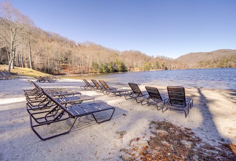 Tuckasegee Cabin ~ 3 Mi To Bear Lake!