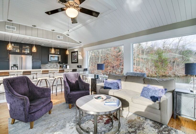 Unique Smith Mountain Lake Home Over Water W/ Dock