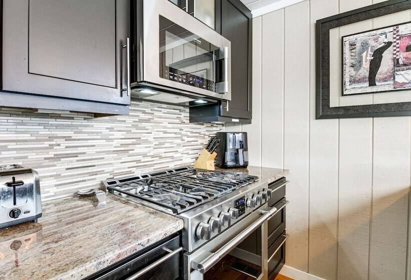 Unique Smith Mountain Lake Home Over Water W/ Dock