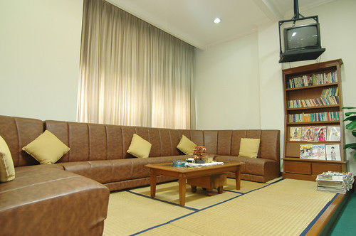 Chandra Residence