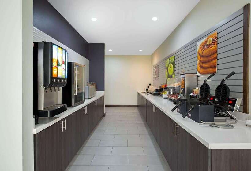 בית מלון כפרי La Quinta By Wyndham Lake Charles   Westlake
