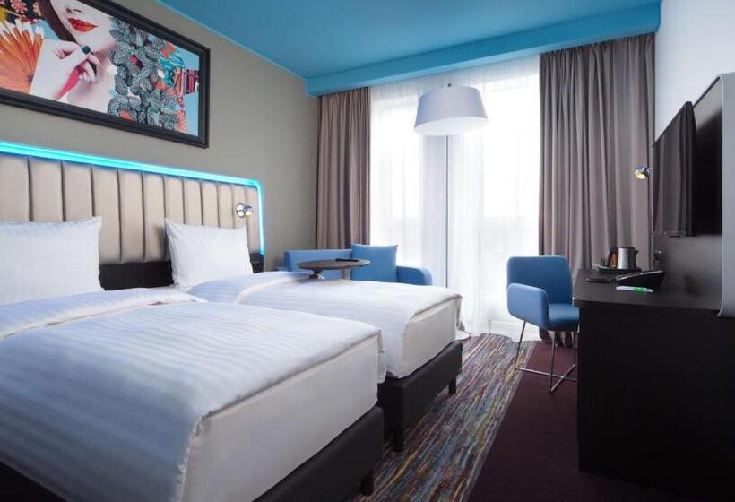 هتل Park Inn By Radisson Riga Valdemara