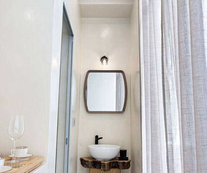 تختخواب و صبحانه Tellion Suites