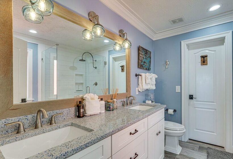 Bright Panama City Beach Retreat W/ Private Pool!