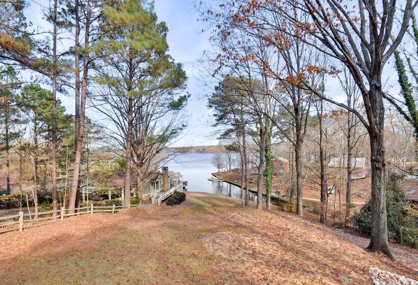 Buckhead Home W/ On Site Lake Oconee Access!