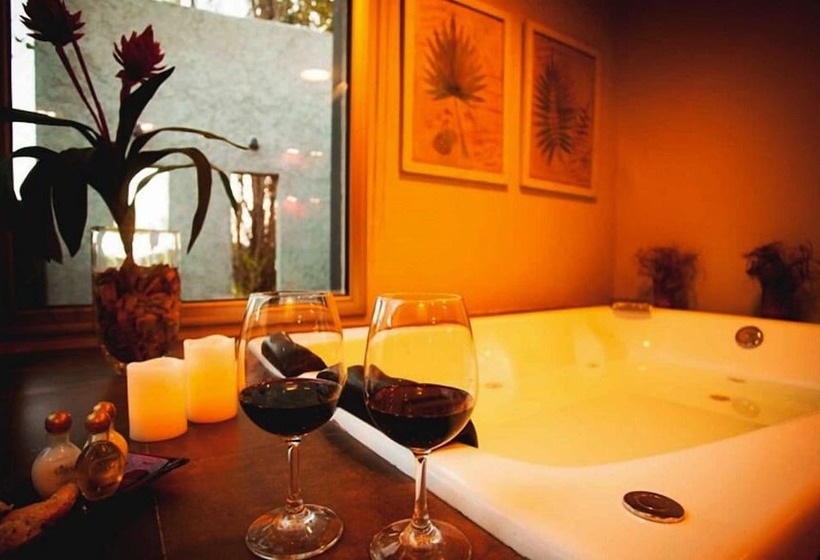 هتل Domingo Design