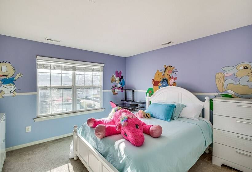 Egg Harbor Township Home: 11 Mi To Boardwalks!