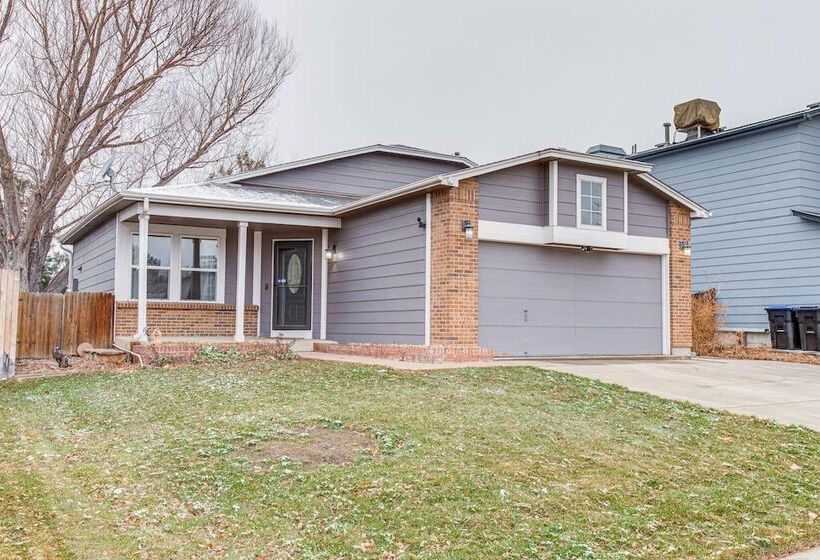 7 Mi To Downtown Denver: Family Home W/ Fire Pit!