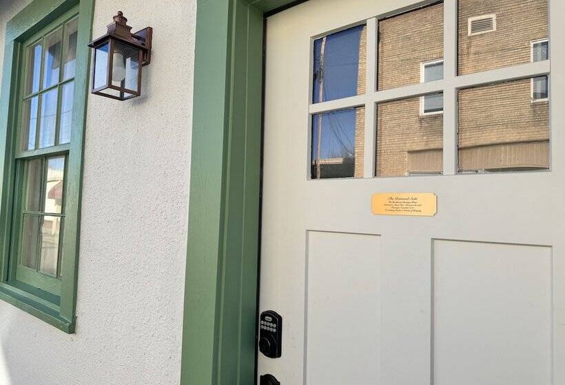 هتل The Rockhound Boutique