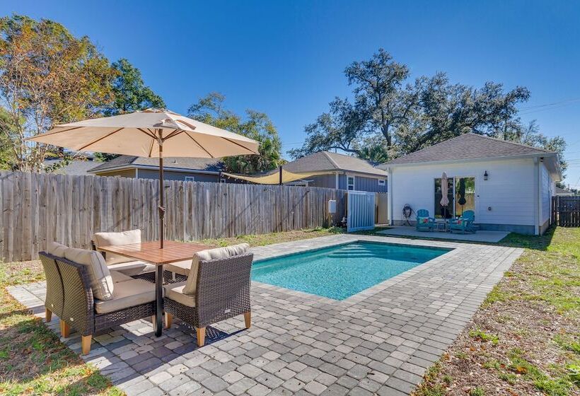 Modern Pensacola Vacation Home W/ Private Pool!