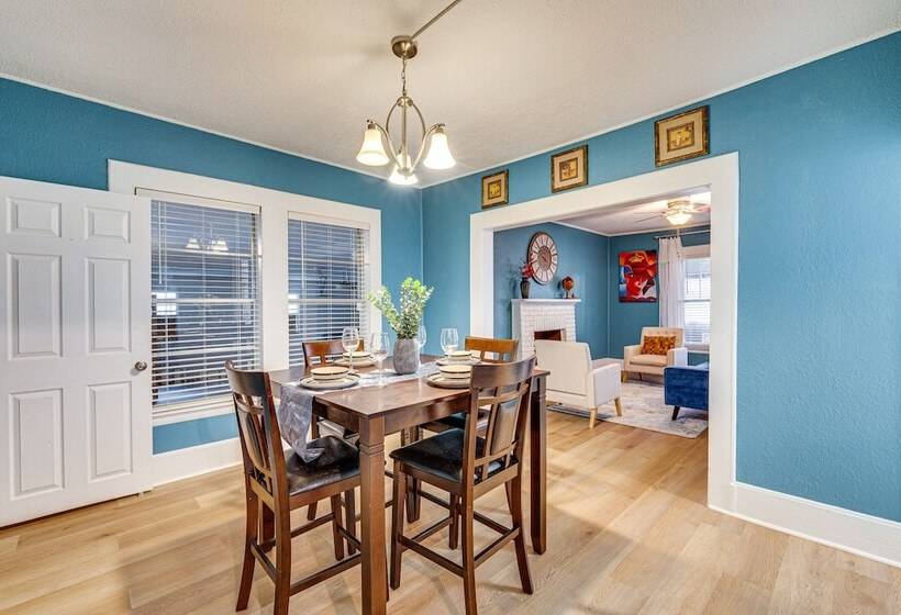 Family Friendly Davenport Home W/ Fire Pit!