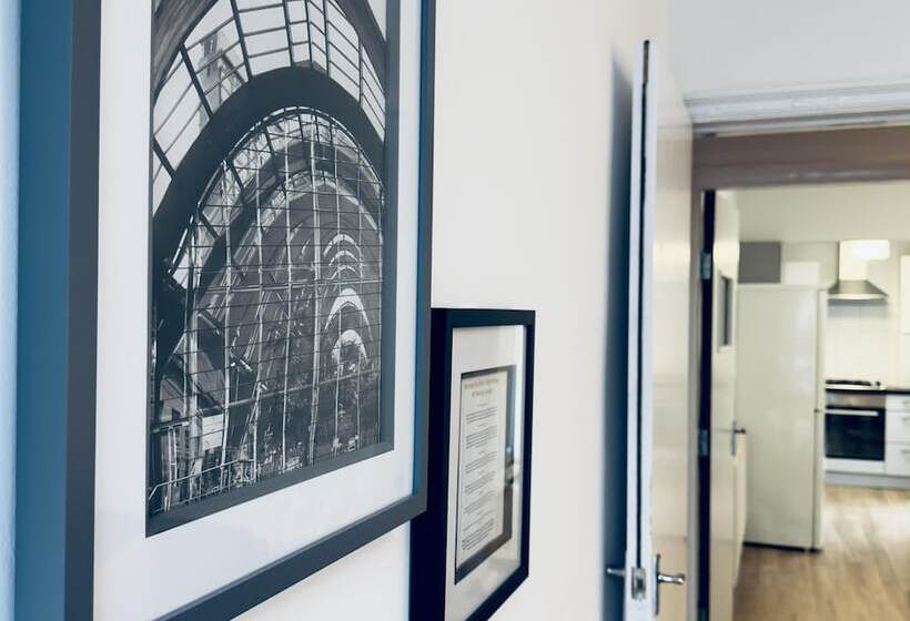 إقامة Stylish House In Sheffield