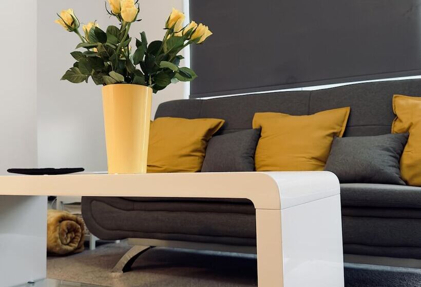 إقامة Stylish House In Sheffield