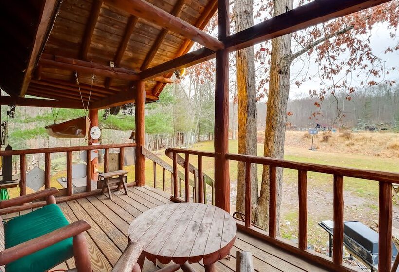 Secluded Cresco Log Cabin W/ Fire Pit!