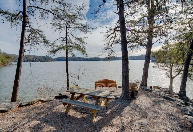 Serene Lake Lure Cabin W/ Resort Amenities!