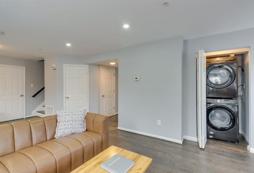 Spacious Cheverly Home   8 Mi To National Mall!