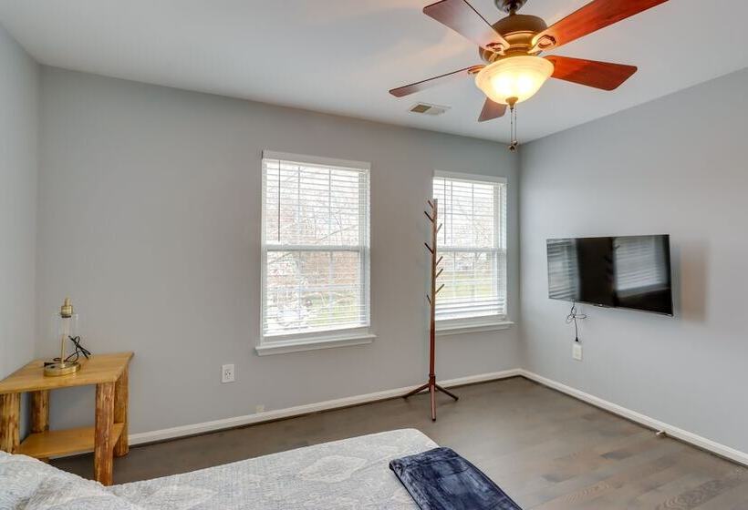 Spacious Cheverly Home   8 Mi To National Mall!