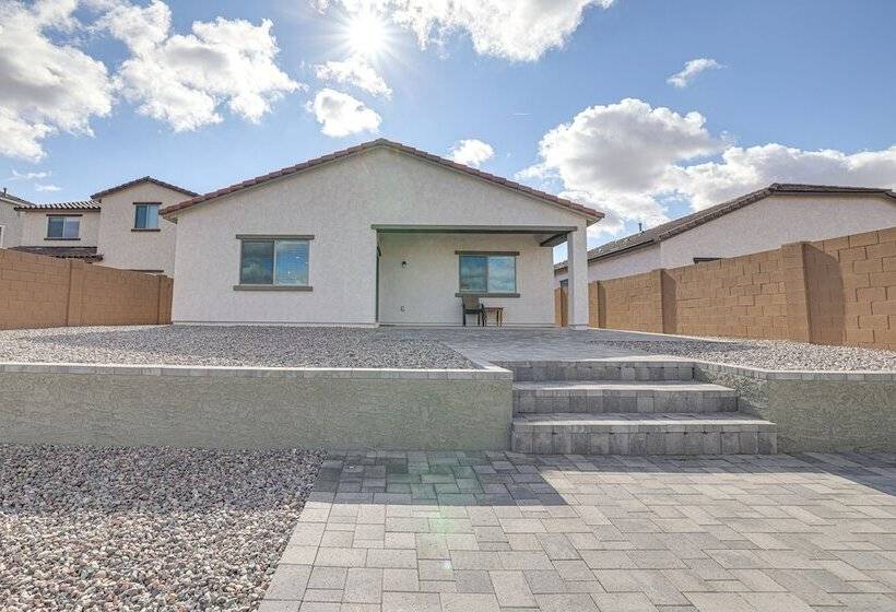 Spacious Maricopa Vacation Home ~ 4 Mi To Downtown