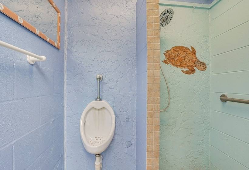 Waterfront North Fort Myers Home W/ Private Pool!