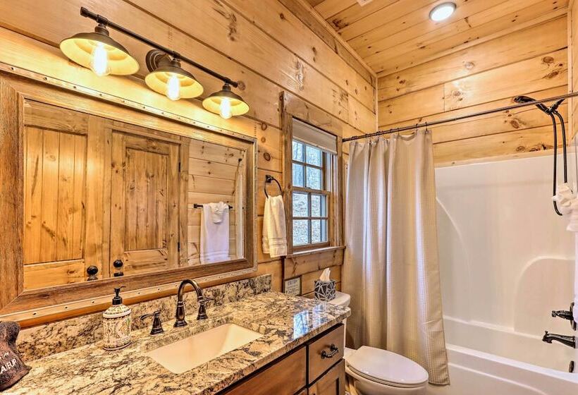 Coosawattee River Resort Cabin W/ Private Hot Tub!