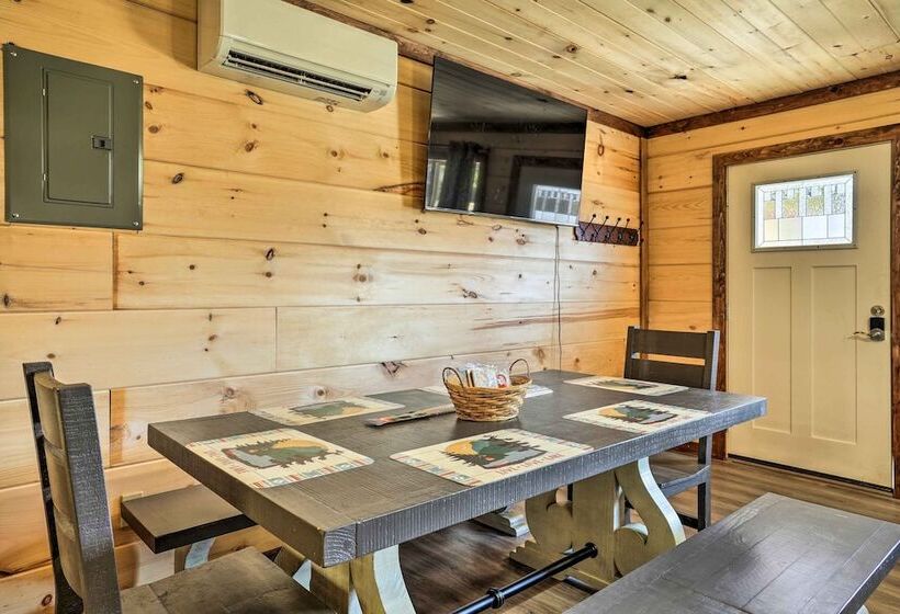 Brand New Trenton Cabin: Panoramic Lake Views