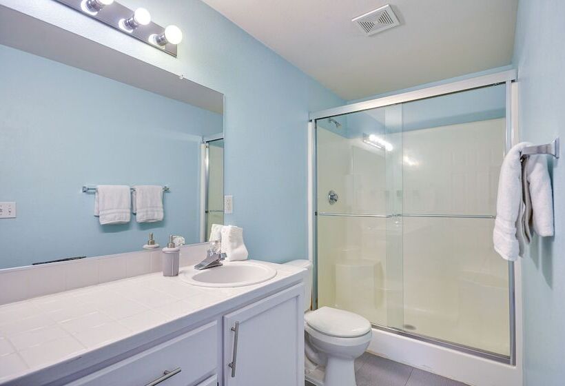Charming Beaverton Retreat ~ 12 Mi To Downtown!