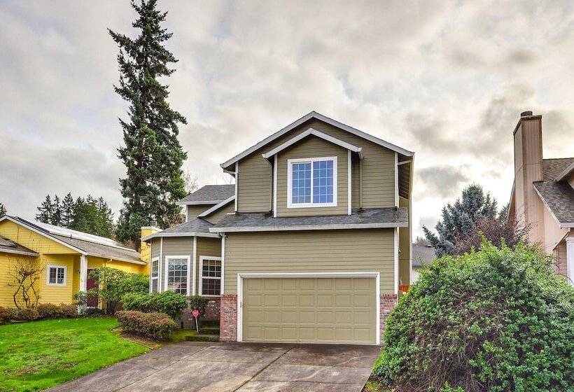 Charming Beaverton Retreat ~ 12 Mi To Downtown!