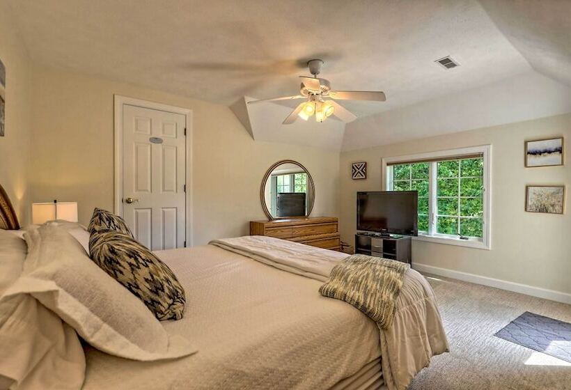 Chic Sky Valley Resort Home On Golf Course!