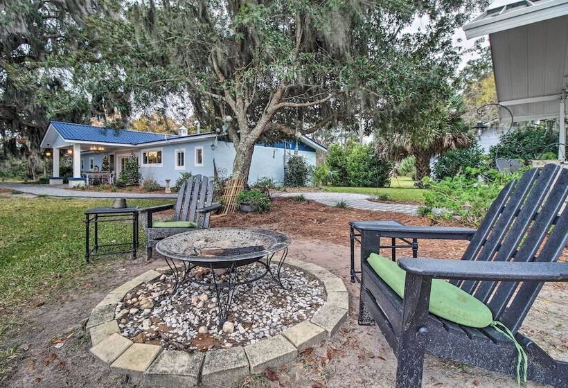 Colonels Island Haven: Panoramic Water Views