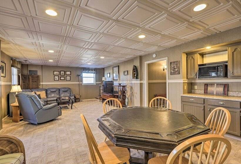 Cozy Caymus Cabin ~ 3 Miles To Callaway Gardens!