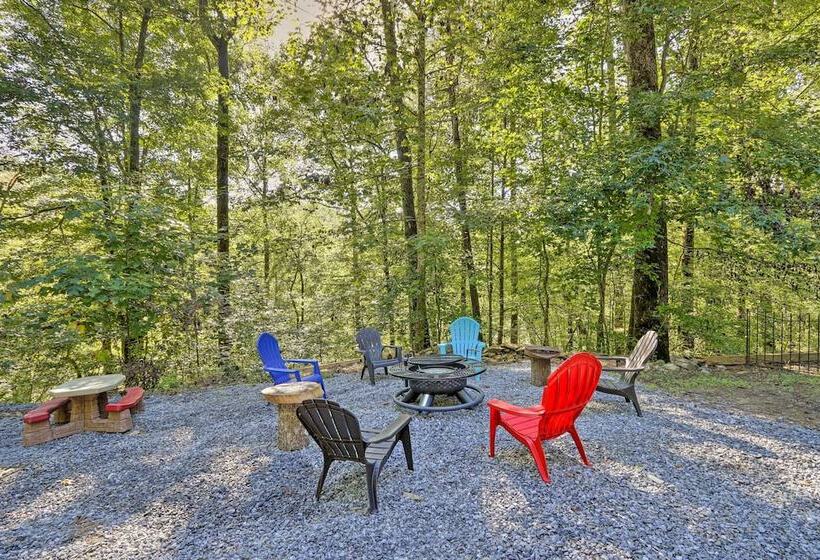 Custom Built Luxury Cabin W/ Tesla Charger!