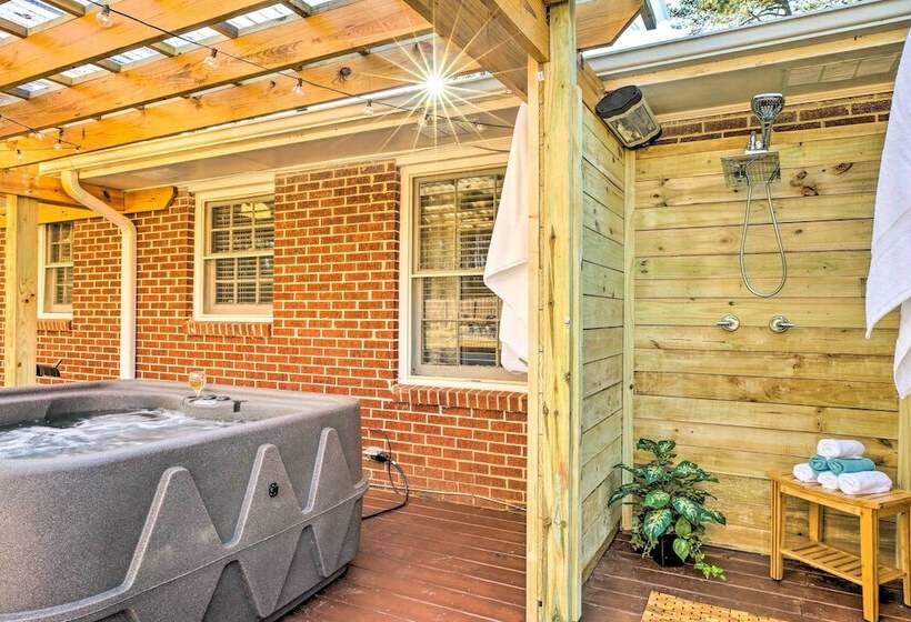 Dreamy Acworth Home W/ Resort Style Amenities!