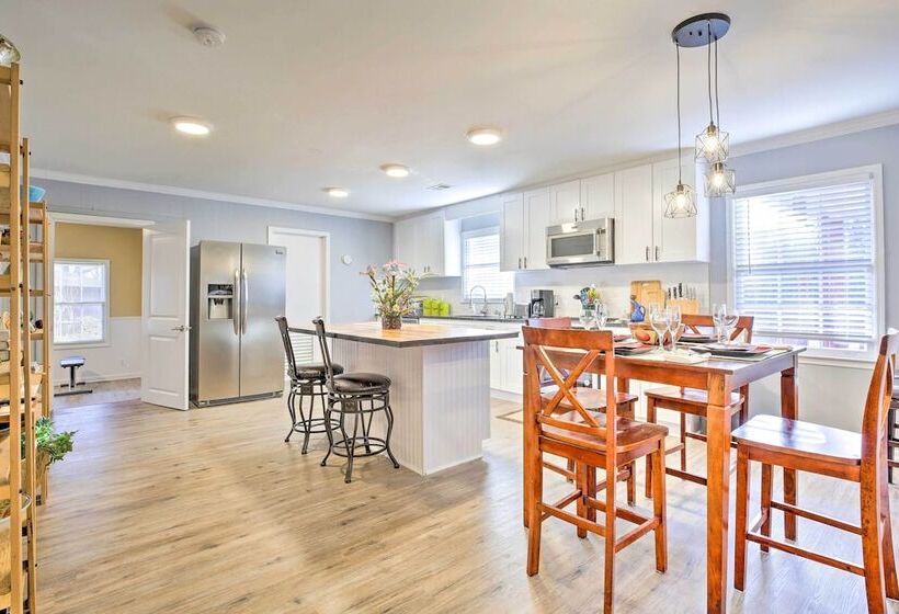 Dreamy Acworth Home W/ Resort Style Amenities!