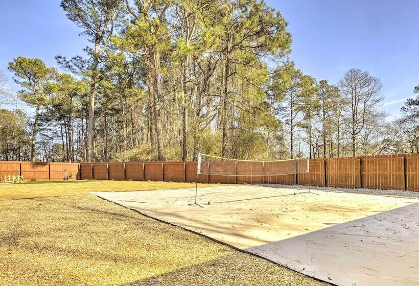 Dreamy Acworth Home W/ Resort Style Amenities!