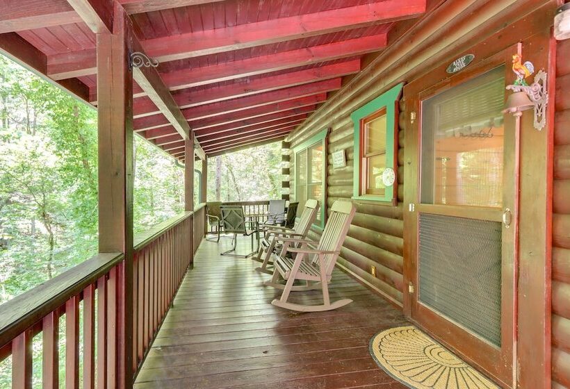 Ellijay Cabin W/ Deck And Hot Tub!