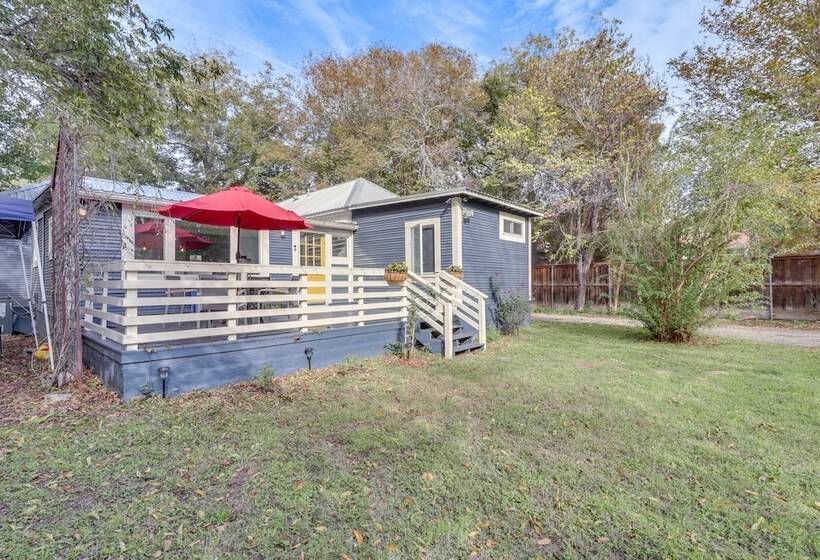 Family Friendly Bastrop Home   Walk To Downtown!