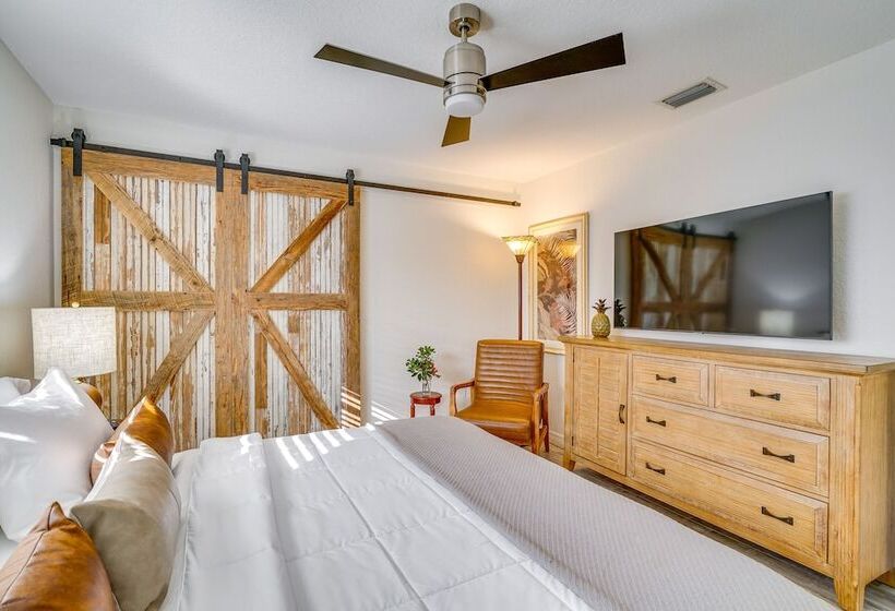 Gorgeous Punta Gorda Home W/ Lanai & Private Pool!