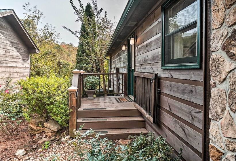 Hiawassee Cabin W/ Mtn Views < 1 Mi To Lake!