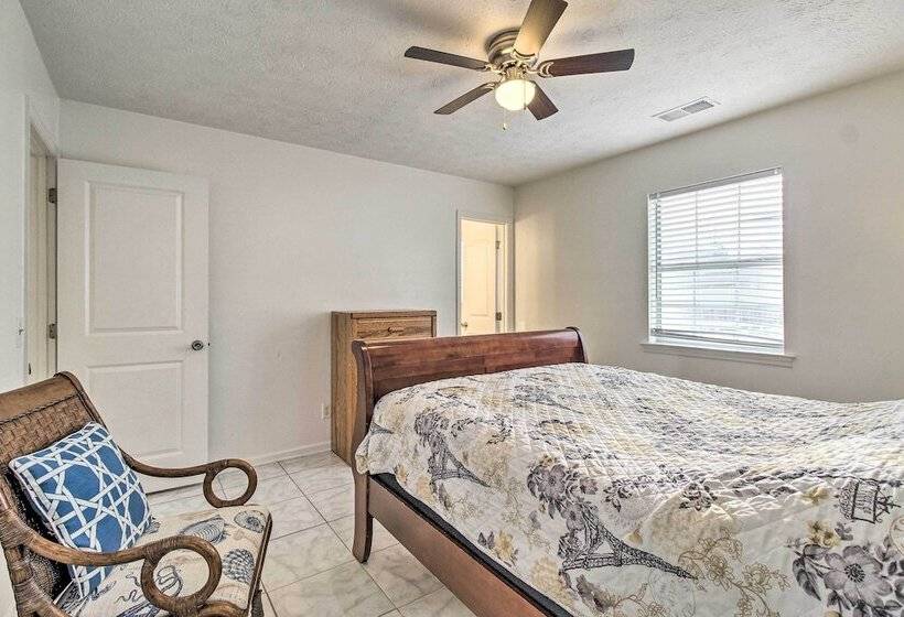 Home ~ 7 Miles To Savannah Historic District!