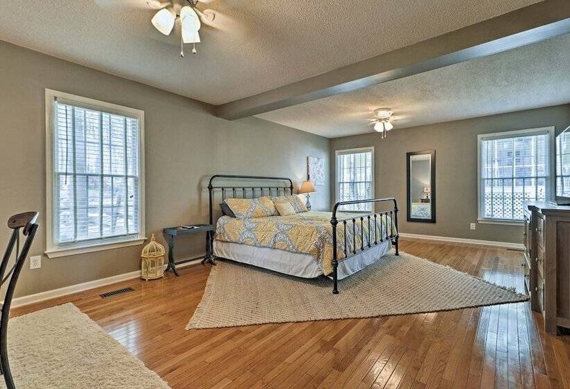 Lavish Lake Sinclair Home W/ Dock & Water Access!