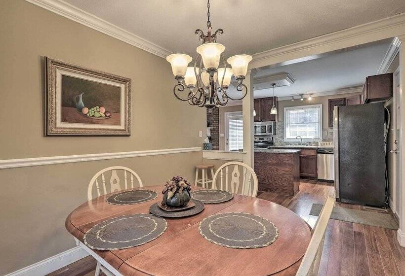 Lehigh Place    Peaceful & Walkable Getaway!