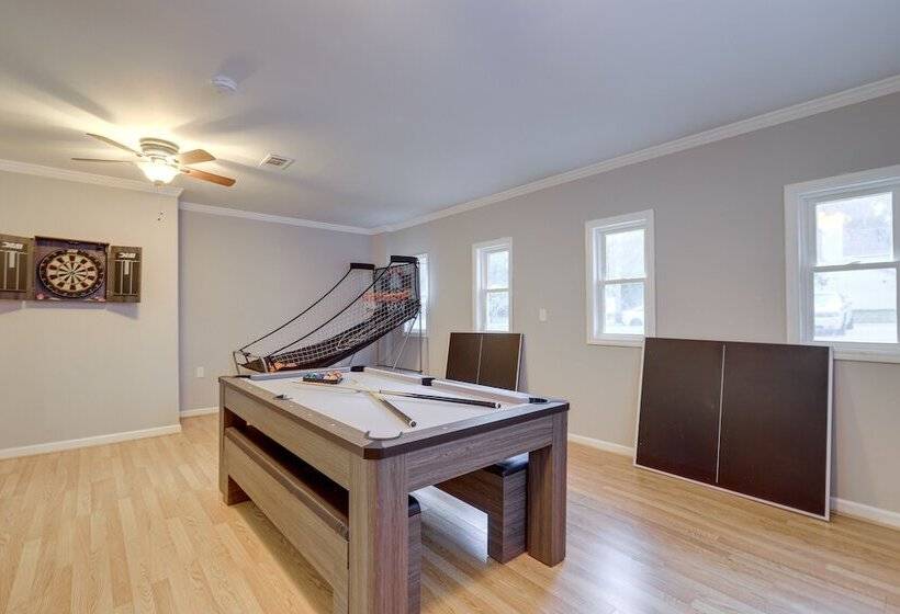 Riverdale Retreat W/ Private Pool & Game Room!