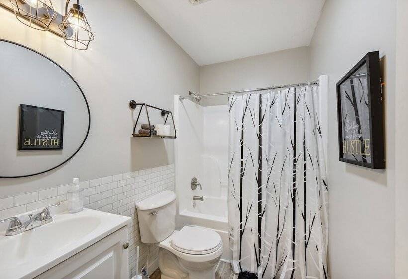Macon Cottage W/ Porch   2 Mi To Downtown!