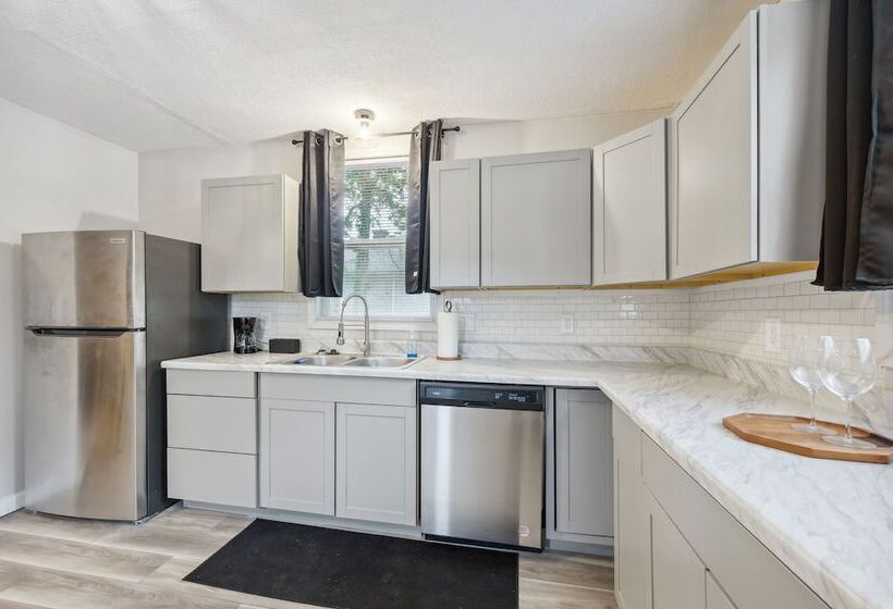 Macon Cottage W/ Porch   2 Mi To Downtown!