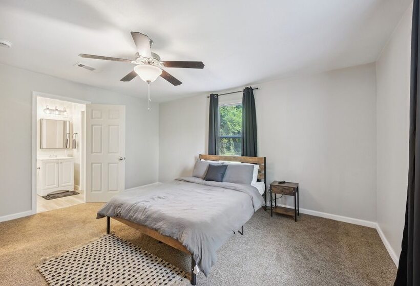 Macon Cottage W/ Porch   2 Mi To Downtown!