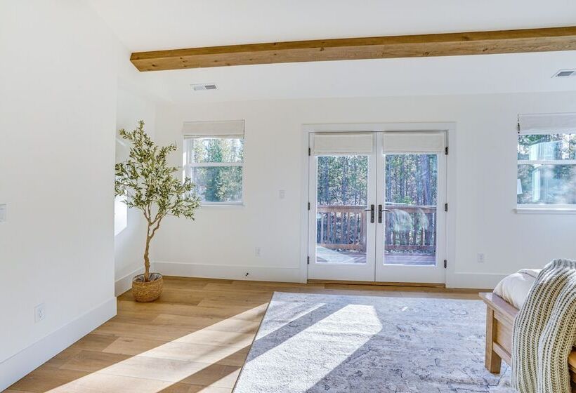Mountain Home W/ Private Hot Tub & River Access!