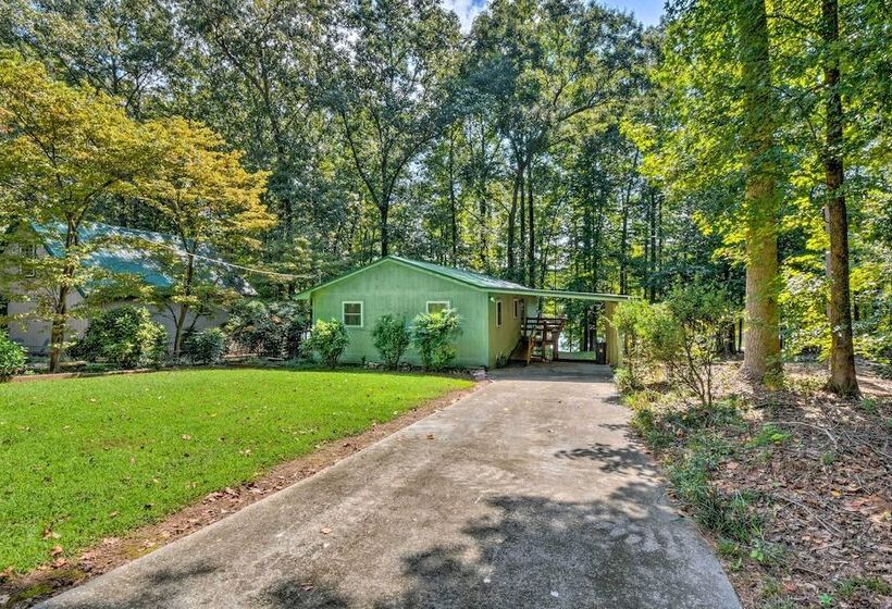 Peaceful Lake Hartwell Hideaway W/ Boat Dock!