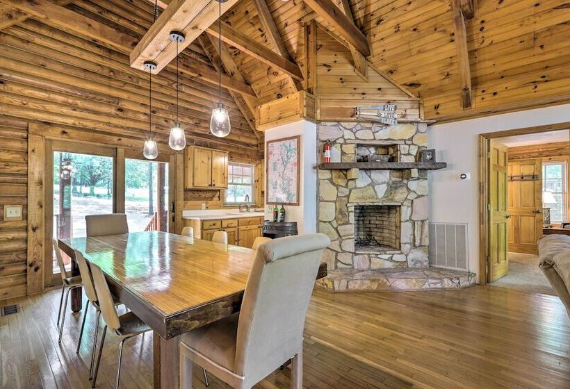 Pet Friendly Lake Oconee Cabin W/ Boat Dock!