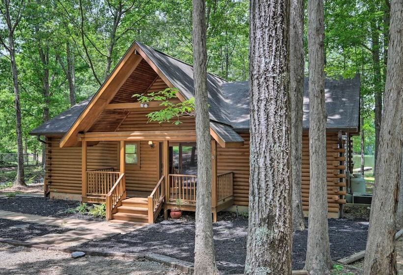 Pet Friendly Lake Oconee Cabin W/ Boat Dock!